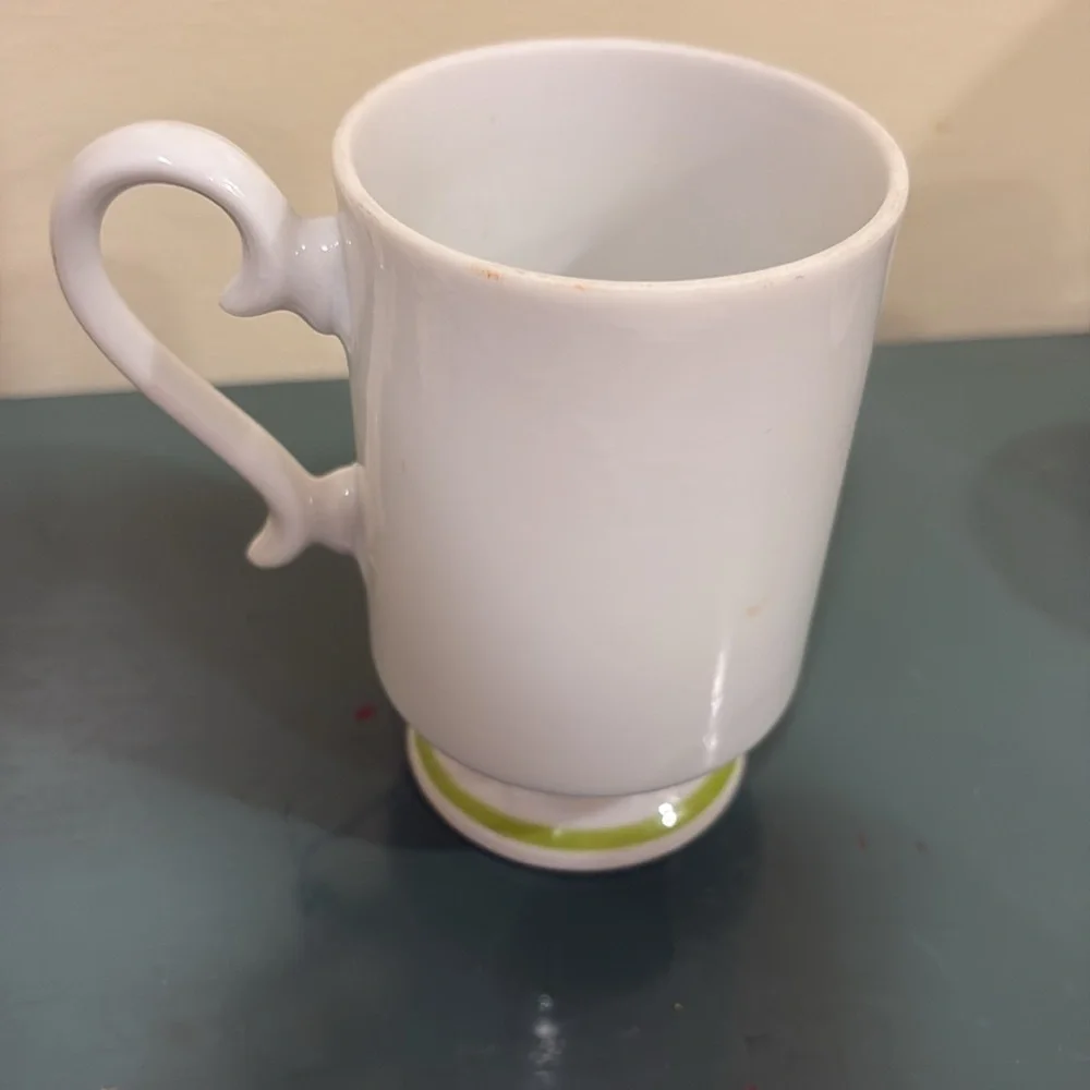 Royal Crown Arnart ‘Smug Mug’ Featuring Virgo Zodiac Sign On A Pedestal Base. - Picture 4 of 7